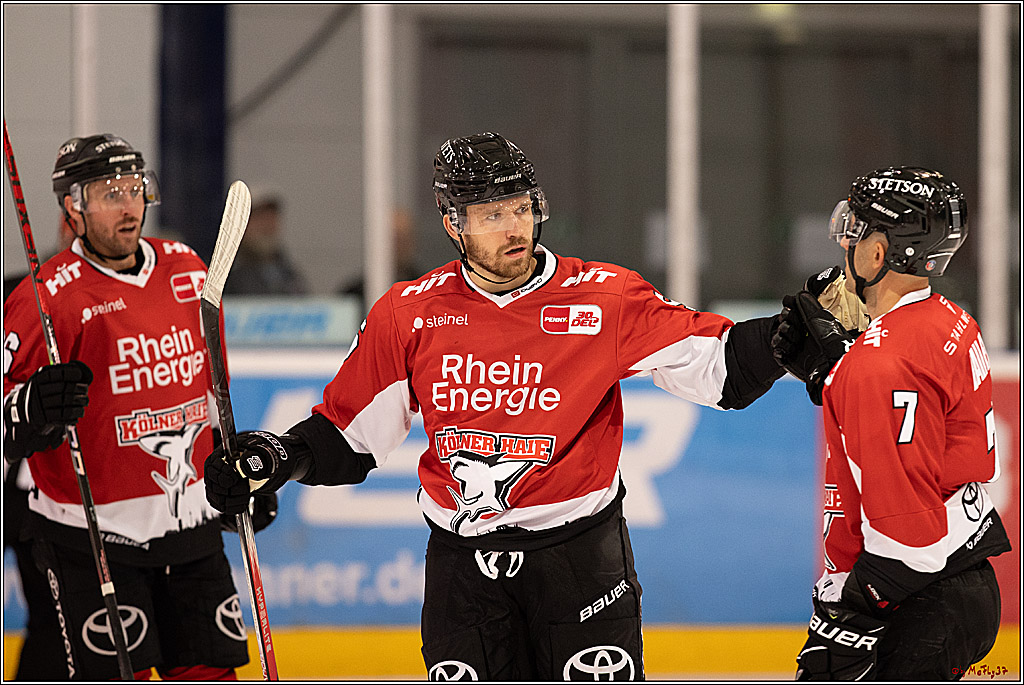 PENNY DEL 1. Testspiel Koelner Haie - Loewen Frankfurt; Koeln, 27.08.2023